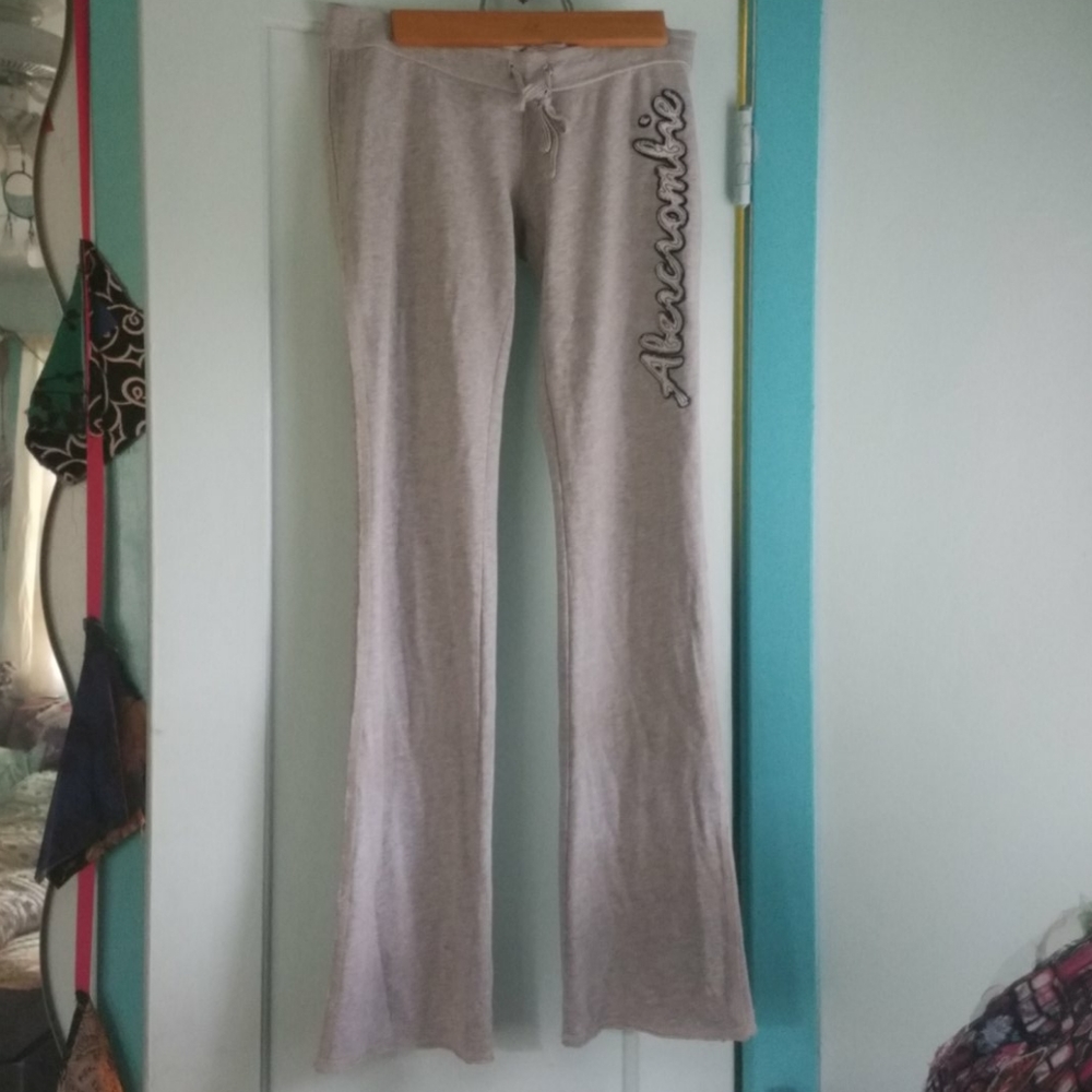 Abercrombie & Fitch grey sweats low rise flare xs